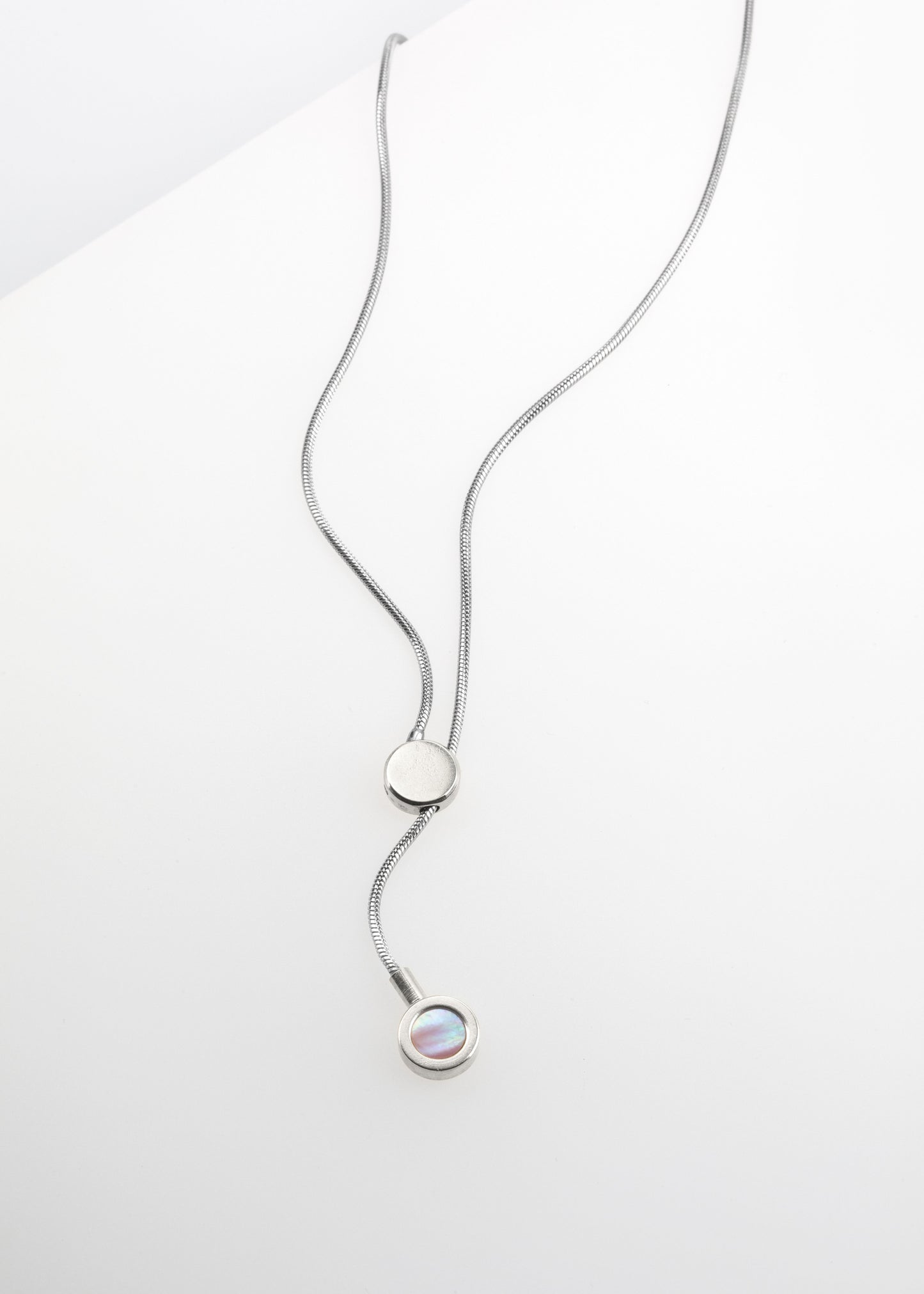 Kyō náhrdelník s perletí